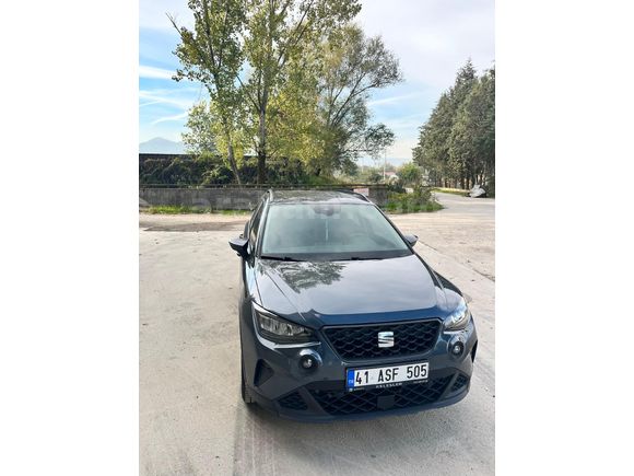 Sahibinden Seat Arona 1.0 EcoTSI Style Plus 2023 Model