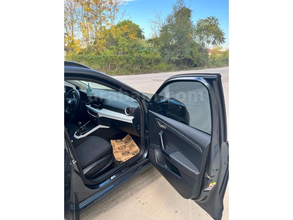 Sahibinden Seat Arona 1.0 EcoTSI Style Plus 2023 Model