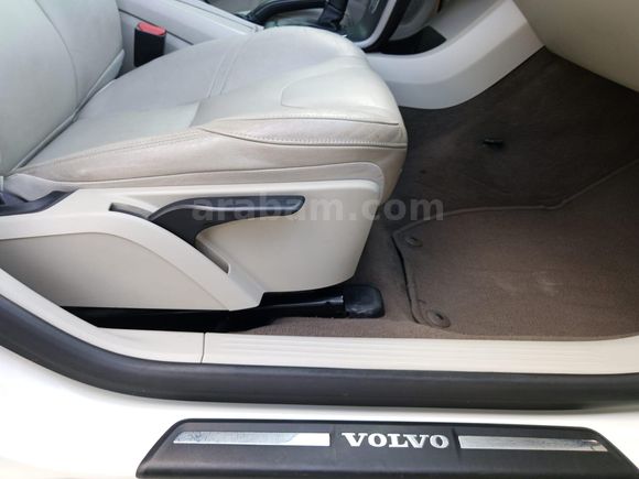 Volvo V40 1.6 D Premium+Plus  Boyasız