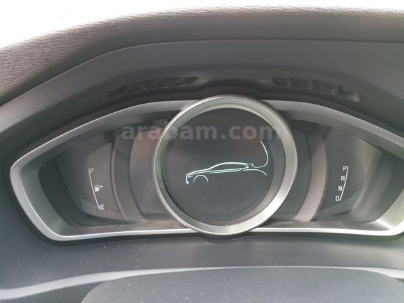 Volvo V40 1.6 D Premium+Plus  Boyasız