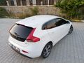Volvo V40 1.6 D Premium+Plus  Boyasız