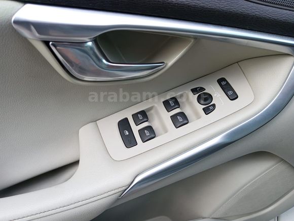 Volvo V40 1.6 D Premium+Plus  Boyasız