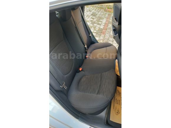 Sahibinden  temiz bakımlı Hyundai Accent Blue 1.4 D-CVVT Mode Plus 2016 Model 