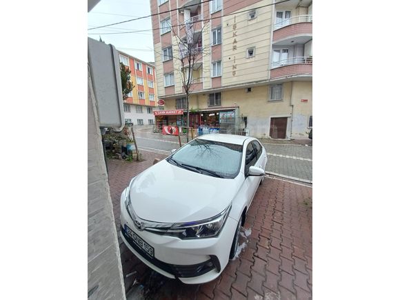 Sahibinden Toyota Corolla 1.4 D-4D Active 2016 Model  187.000 km Beyaz