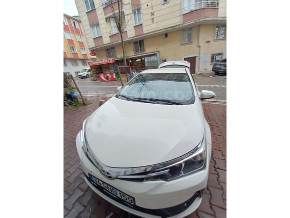 Sahibinden Toyota Corolla 1.4 D-4D Active 2016 Model  187.000 km Beyaz