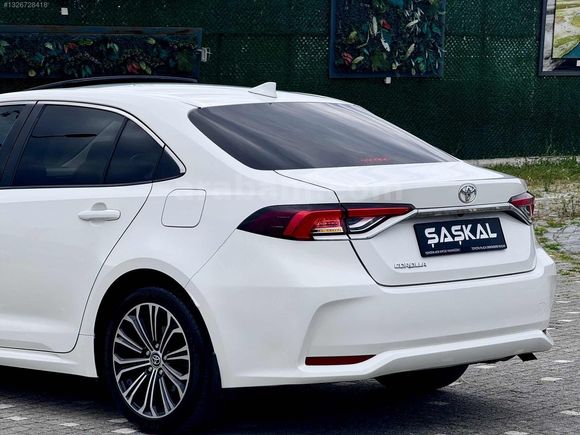 2021 TOYOTA COROLLA 1.5 FLAME X-PACK MULTİDRİVE S 142.ooo KM