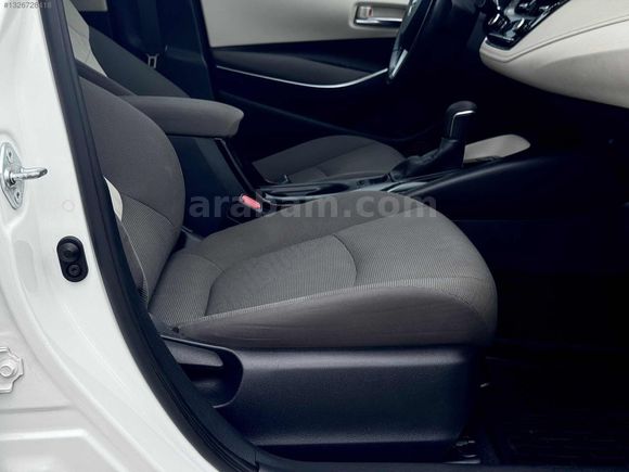 2021 TOYOTA COROLLA 1.5 FLAME X-PACK MULTİDRİVE S 142.ooo KM