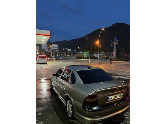 Sahibinden Opel Vectra 2.0 CD 1997 Model 