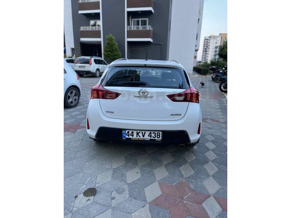 Temiz aile arabası 