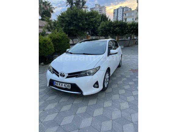 Temiz aile arabası 