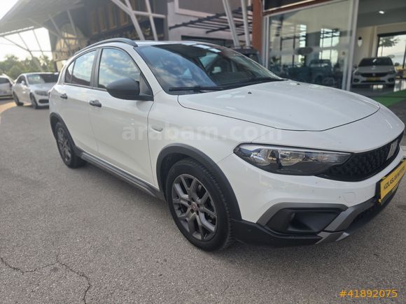 EGEA CROS 1.4 STREET