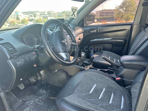 Sahibinden Mitsubishi L 200 4x4 Instyle 2014 Model 