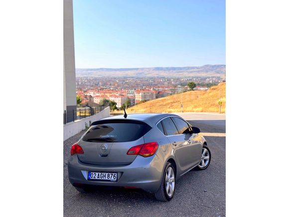 Sahibinden Opel Astra 1.6 Cosmo 2010 Model 