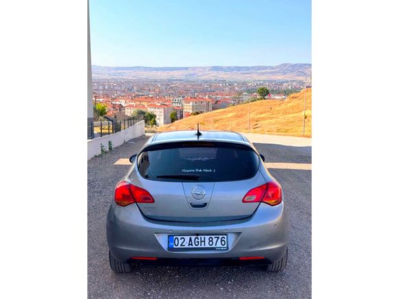 Sahibinden Opel Astra 1.6 Cosmo 2010 Model 