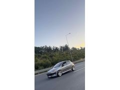 Yetkili Servis Personelinden Peugeot 206 1.4 X-Line 2004 Model   Gri