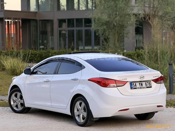 DÜŞÜK KM SUNROOF'LU
