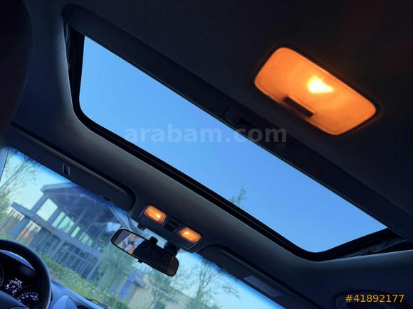 DÜŞÜK KM SUNROOF'LU