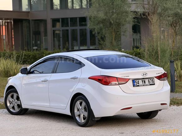 DÜŞÜK KM SUNROOF'LU