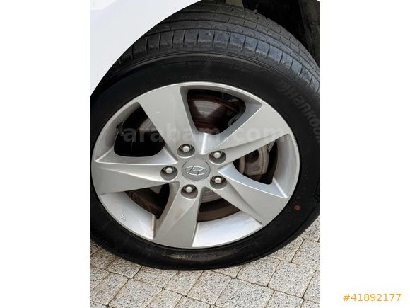 DÜŞÜK KM SUNROOF'LU