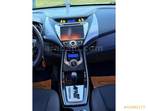 DÜŞÜK KM SUNROOF'LU