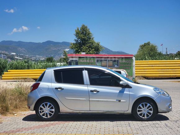 Sahibinden Renault Clio 1.5 dCi Authentique Edition 2012 Model Antalya