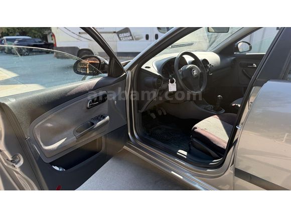 Sahibinden Seat Cordoba 1.4 Signo 2004 Model