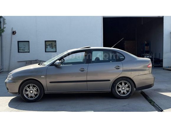 Sahibinden Seat Cordoba 1.4 Signo 2004 Model