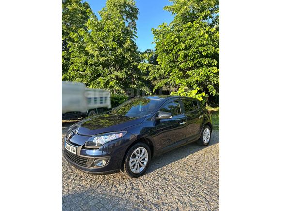 Sahibinden Renault Megane 1.6 Icon 2012 Model 