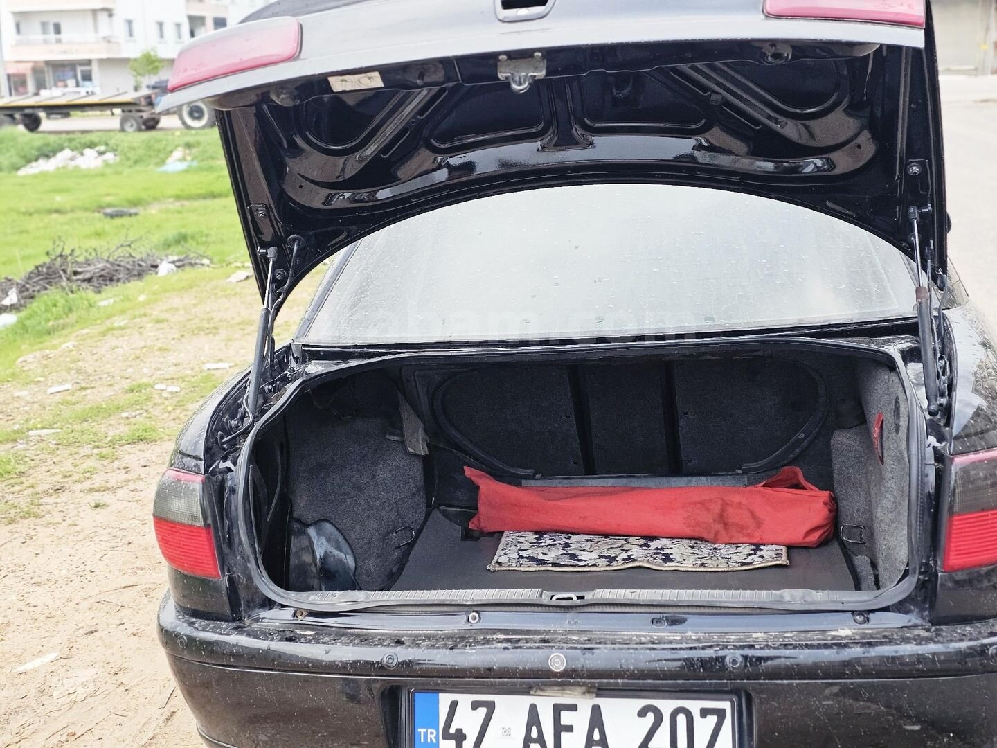 Sahibinden Opel Omega 3.0 CD 1997 Model Mardin 330.000 km Siyah 1
