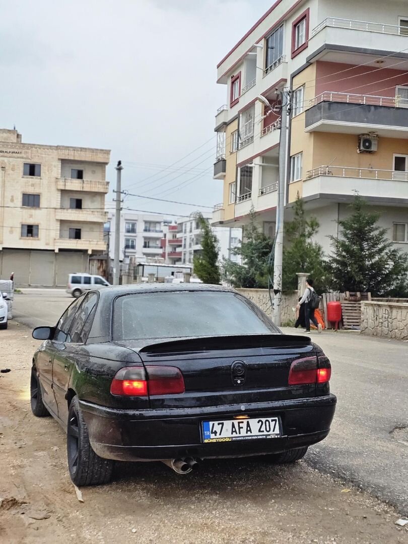 Sahibinden Opel Omega 3.0 CD 1997 Model Mardin 330.000 km Siyah 5