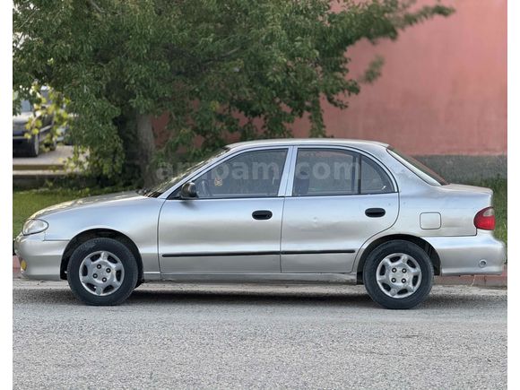ATEŞHARMAN AUTO'DAN DEĞİŞENSİZ 98 Hyundai Accent 1.3
