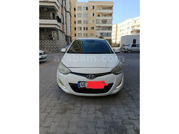 Sahibinden Hyundai i20 1.4 CRDi Sense 2013 Model
