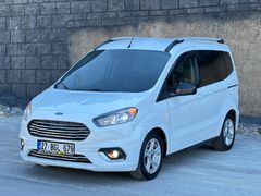 Galeriden Ford Tourneo Courier 1.5 TDCi Delux 2022 Model Gaziantep