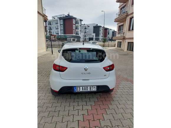Sahibinden Renault Clio 1.5 dCi Joy 2015 Model  171500 km Beyaz
