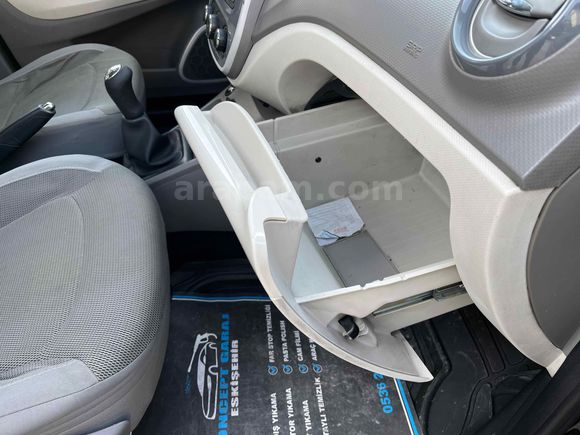 Sahibinden Renault Captur 0.9 Touch 2013 Model Eskişehir