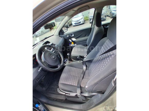 Sahibinden Renault Megane 1.5 dCi Authentique 2006 Model