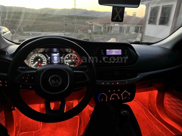 2020 MODEL 21 ÇIKIŞLI HASAR KAYITSIZ 1.3 DİZEL EGEA TERTEMİZ