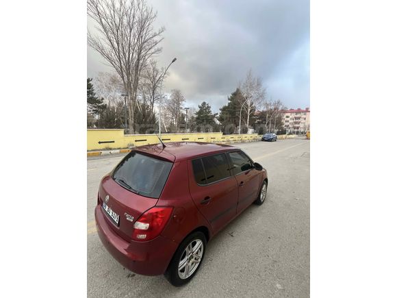 Sahibinden Skoda Fabia 1.4 TDI Ambiente 2009 Model 
