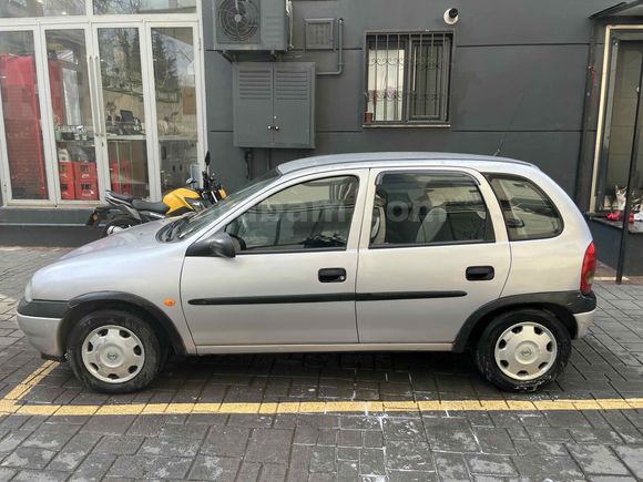 Sahibinden Opel Corsa 1.2 Swing 2000 Model 