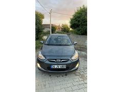 Sahibinden Hyundai Accent Blue 1.6 CRDI Mode Plus 2012 Model  257.000 km Gri