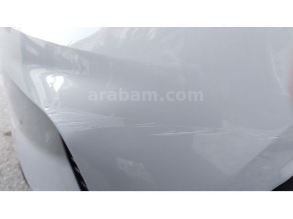 Sahibinden Renault Clio 1.0 SCe Equilibre 2023 Model 