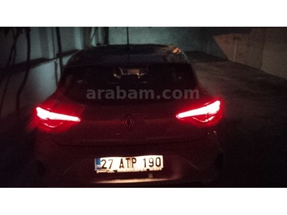 Sahibinden Renault Clio 1.0 SCe Equilibre 2023 Model 