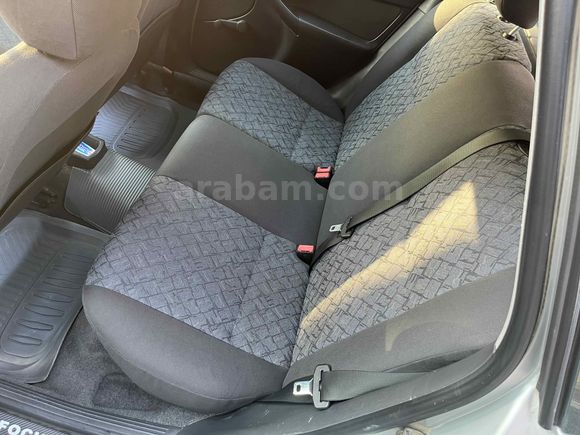 Sahibinden Ford Focus 1.6 Ambiente 2001 Model 