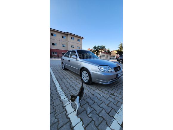 Memurdan Hyundai Accent Admire