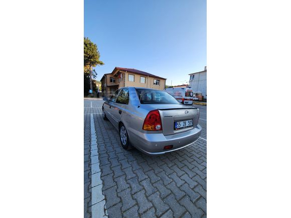 Memurdan Hyundai Accent Admire