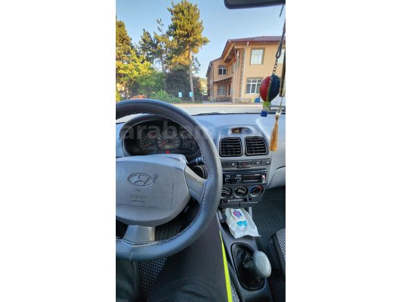 Memurdan Hyundai Accent Admire