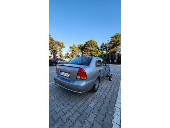 Memurdan Hyundai Accent Admire