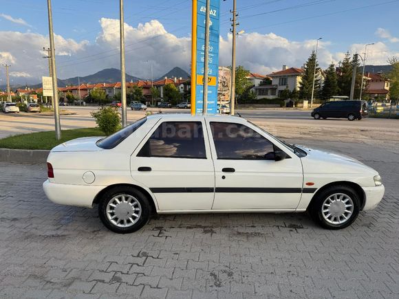 Değişensiz Sahibinden Ford Escort 1.6 CLX 1998 Model