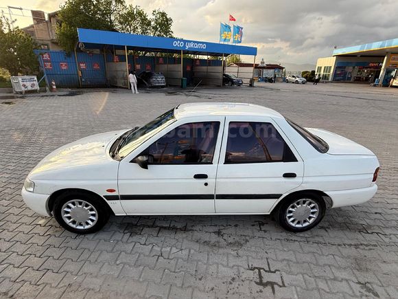 Değişensiz Sahibinden Ford Escort 1.6 CLX 1998 Model