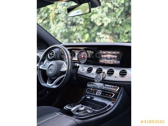 İlk Sahibinden Full Yetkili Mengerler Bakımlı Full Donanım E200